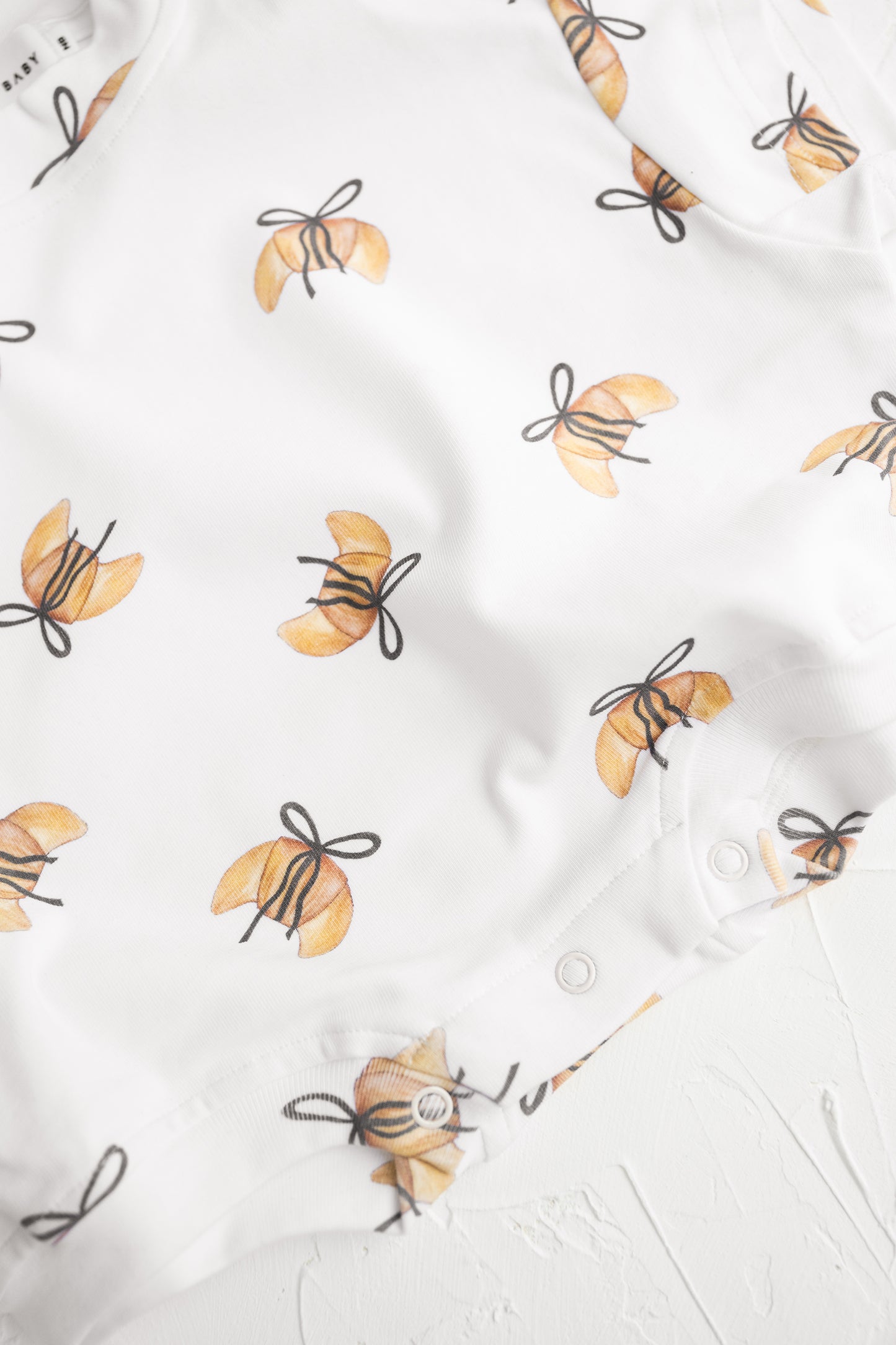 CINNAMON BABY TSHIRT ROMPER | CROISSANT