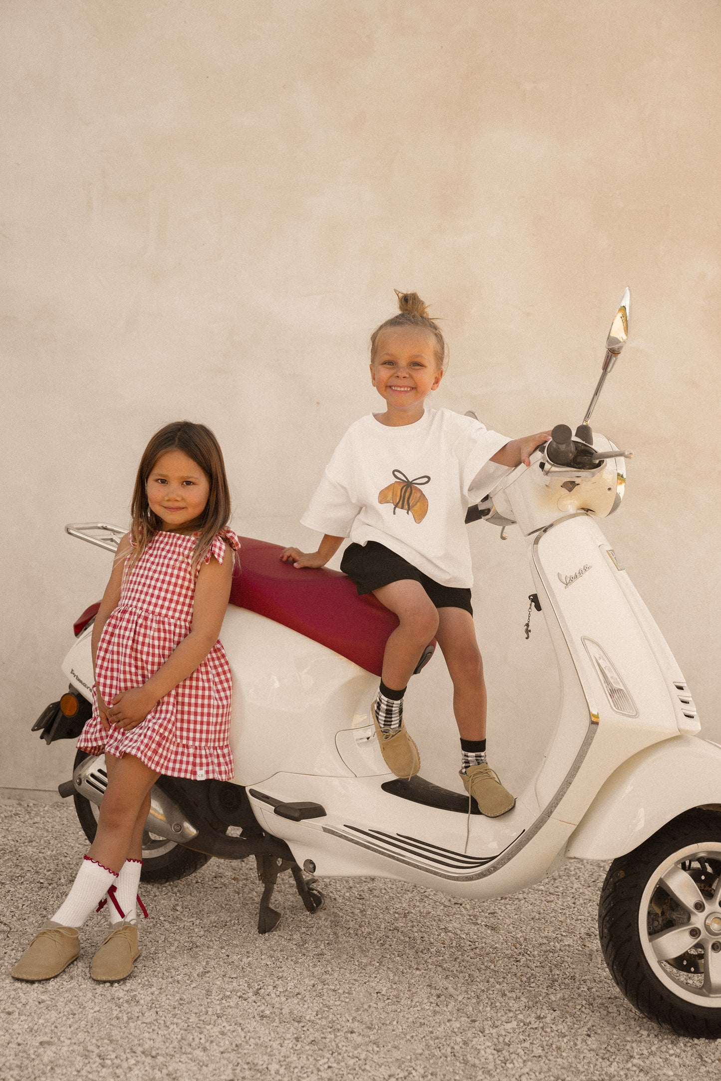 CINNAMON BABY TSHIRT | CROISSANT