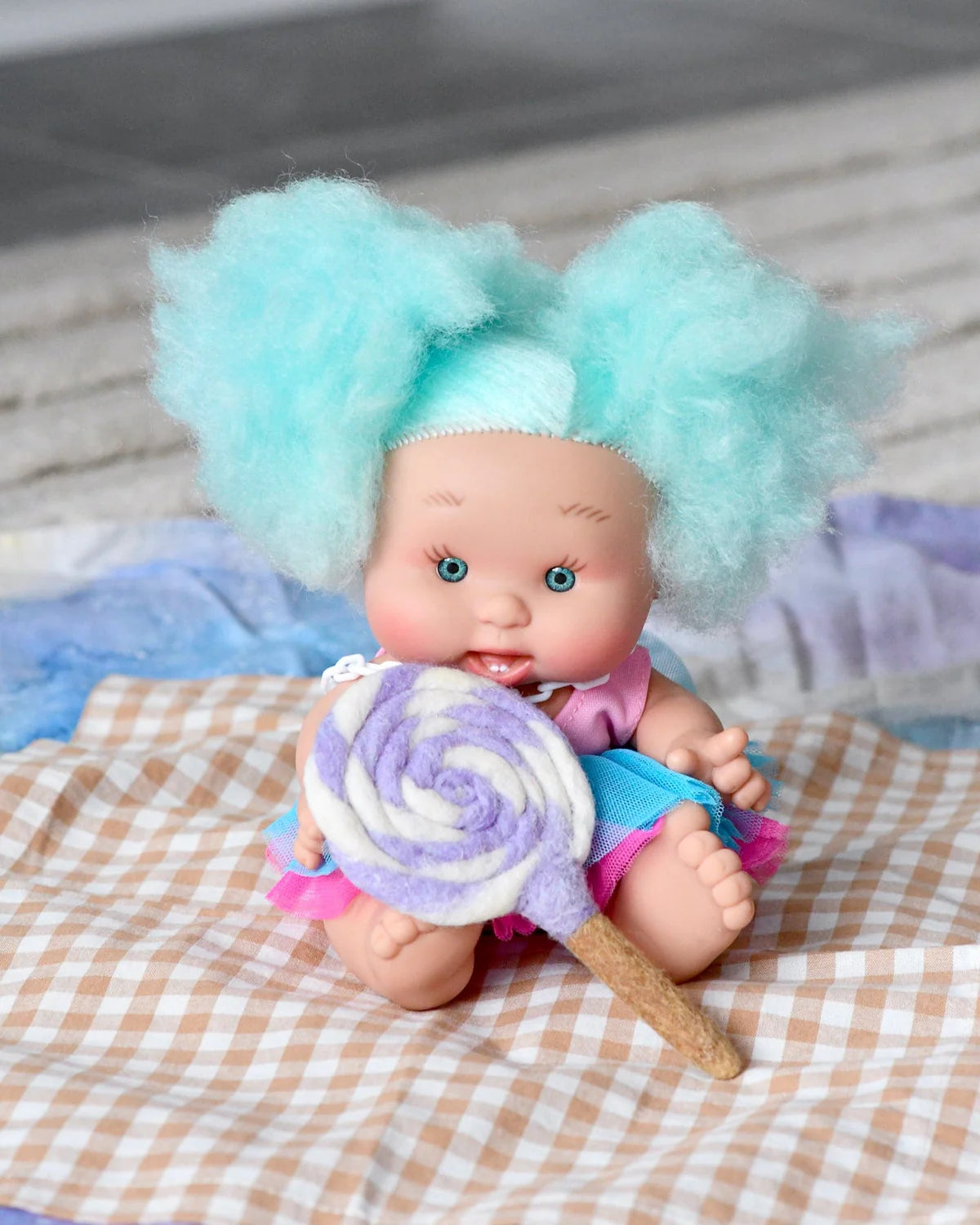 TARA TREASURES FELT PURPLE/WHITE SWIRL LOLLIPOP - Angus & Dudley Collections