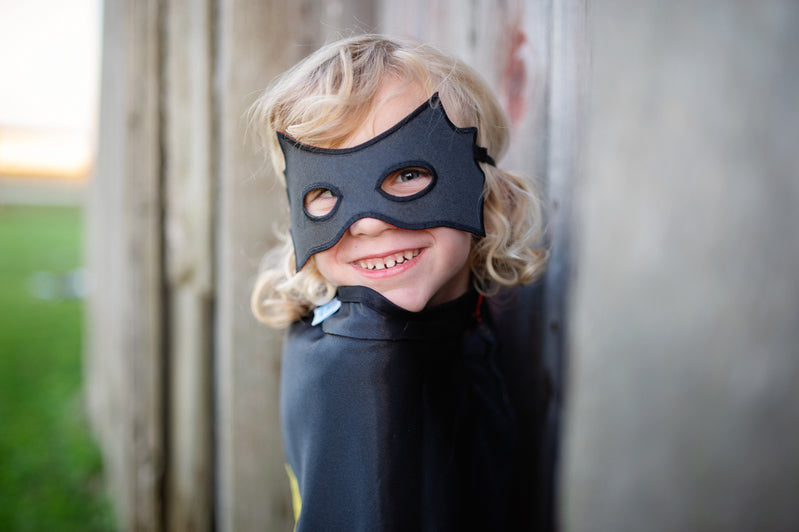 GREAT PRETENDERS | REVERSIBLE SPIDER AND BAT CAPE WITH MASK
