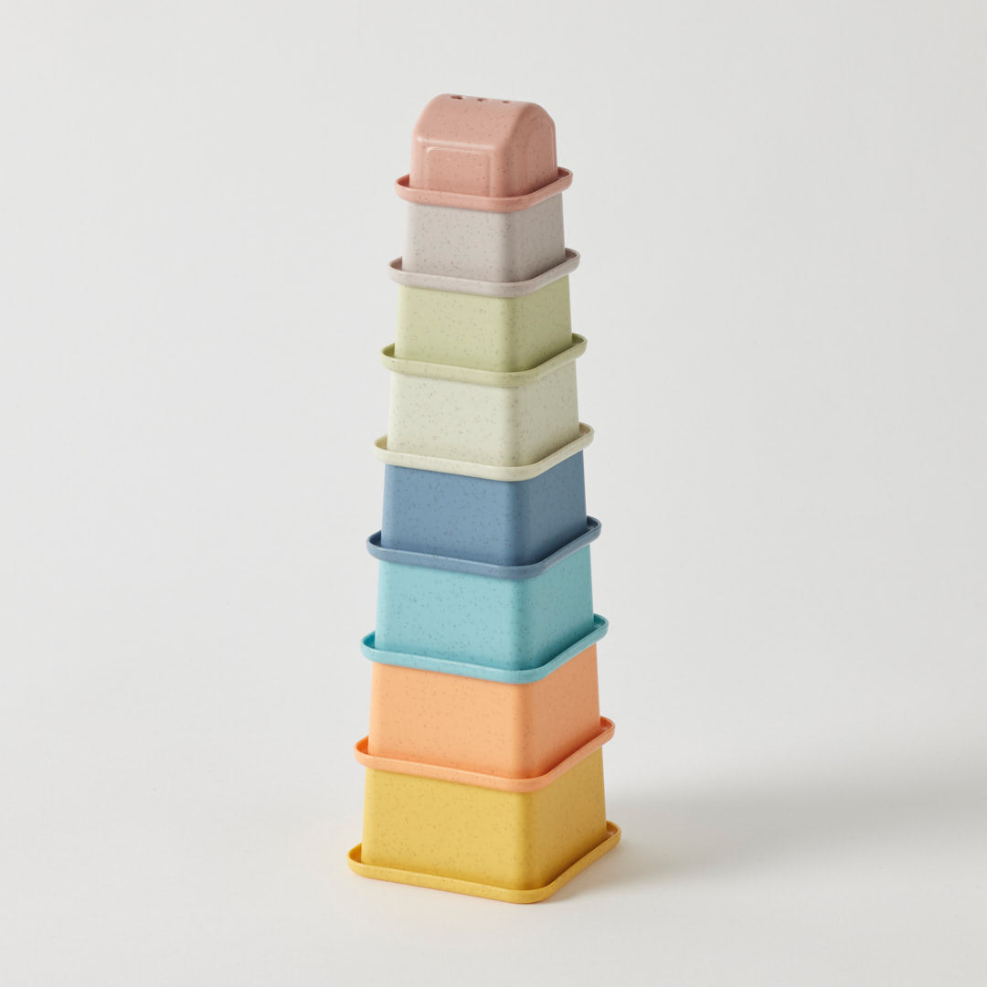 JIGGLE AND GIGGLE ECO WATER PLAY STACKING CUPS