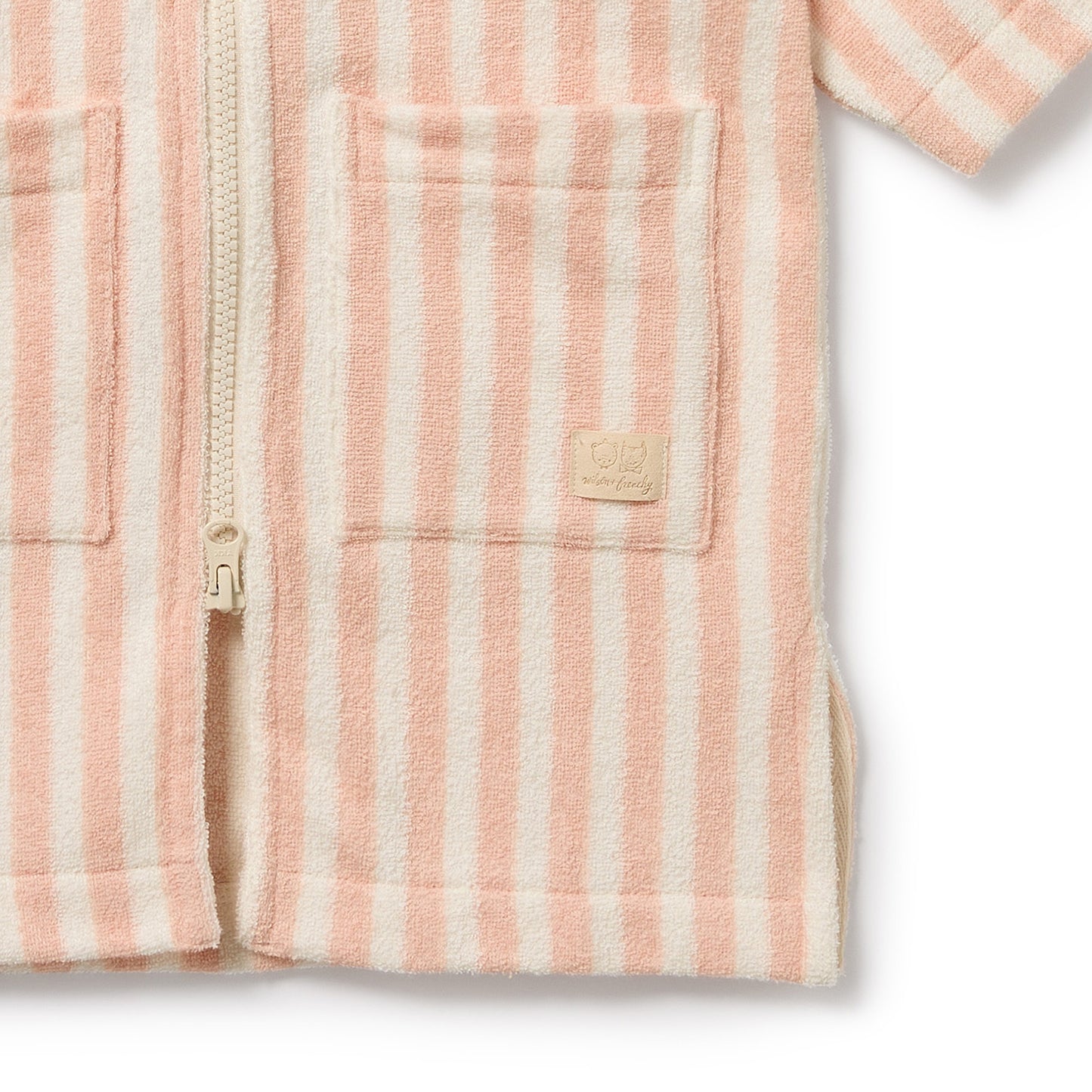 WILSON AND FRENCHY ZIP HOODED TOWEL | STRAWBERRY WAVE