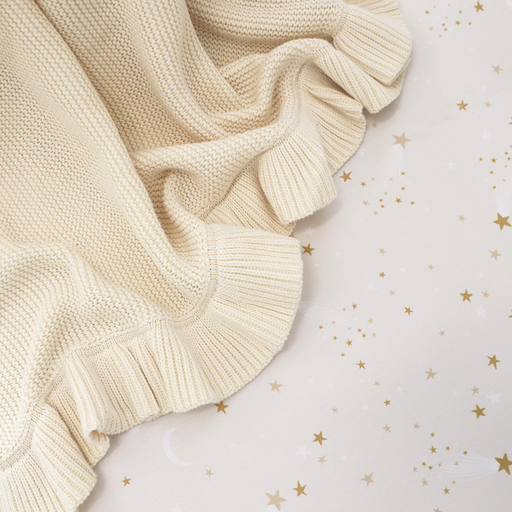 SNUGGLE HUNNY ORGANIC RUFFLE KNIT BLANKET | CREAM