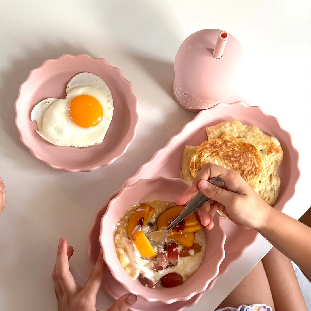 CHINO CLUB SILICONE DINNERWARE SET | PINK DAISY
