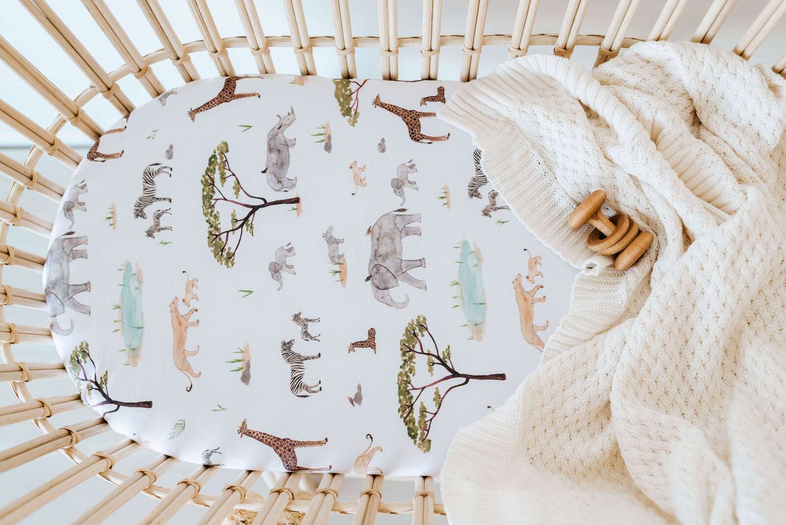 Snuggle Fitted Bassinet & Change Pad Cover - Safari - Angus & Dudley Collections