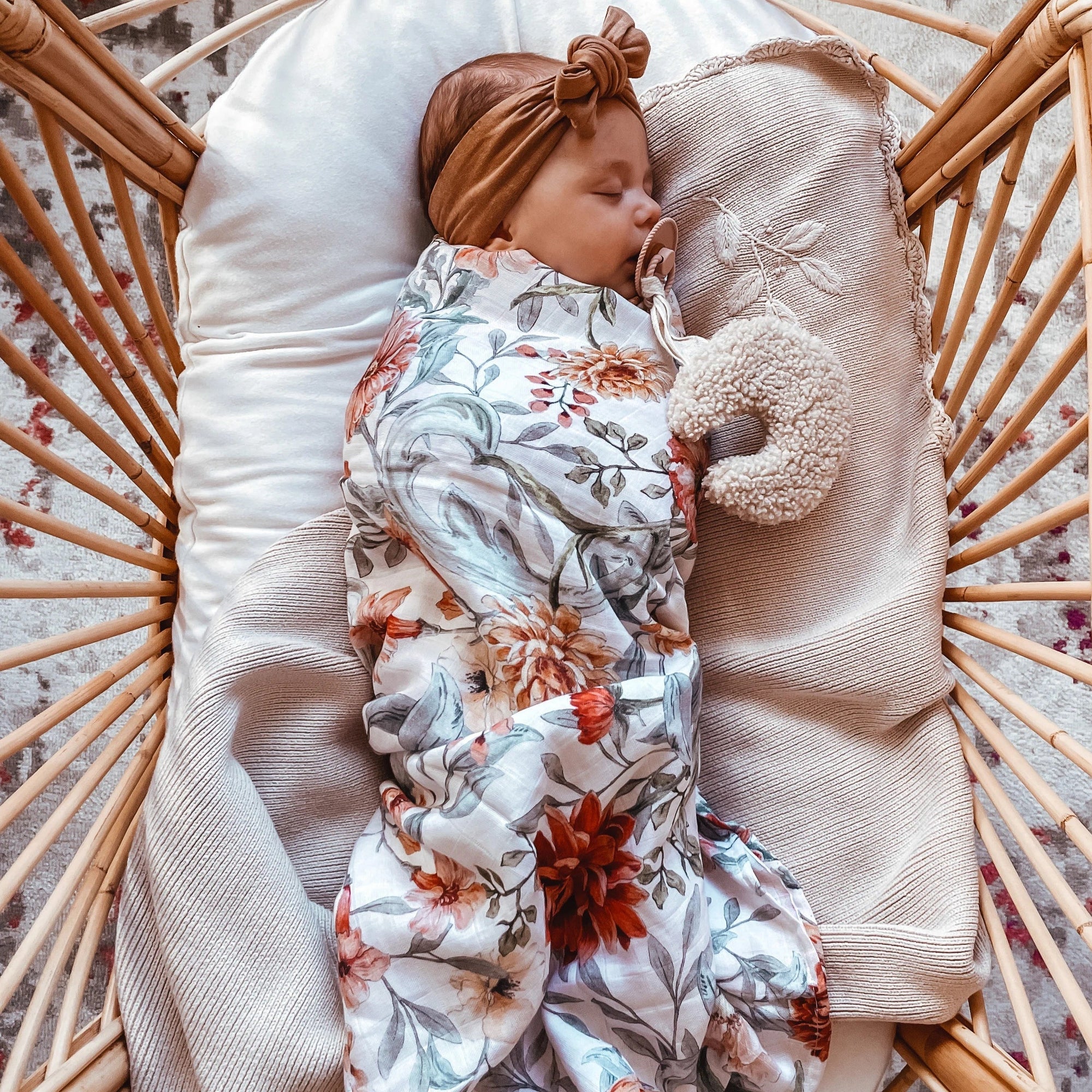 Pop Ya Tot Organic Cotton Muslin Swaddle - Le Piccadilly