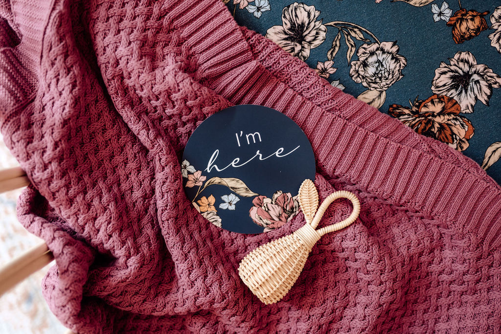 Snuggle Hunny Diamond Knit Blanket - Mauve