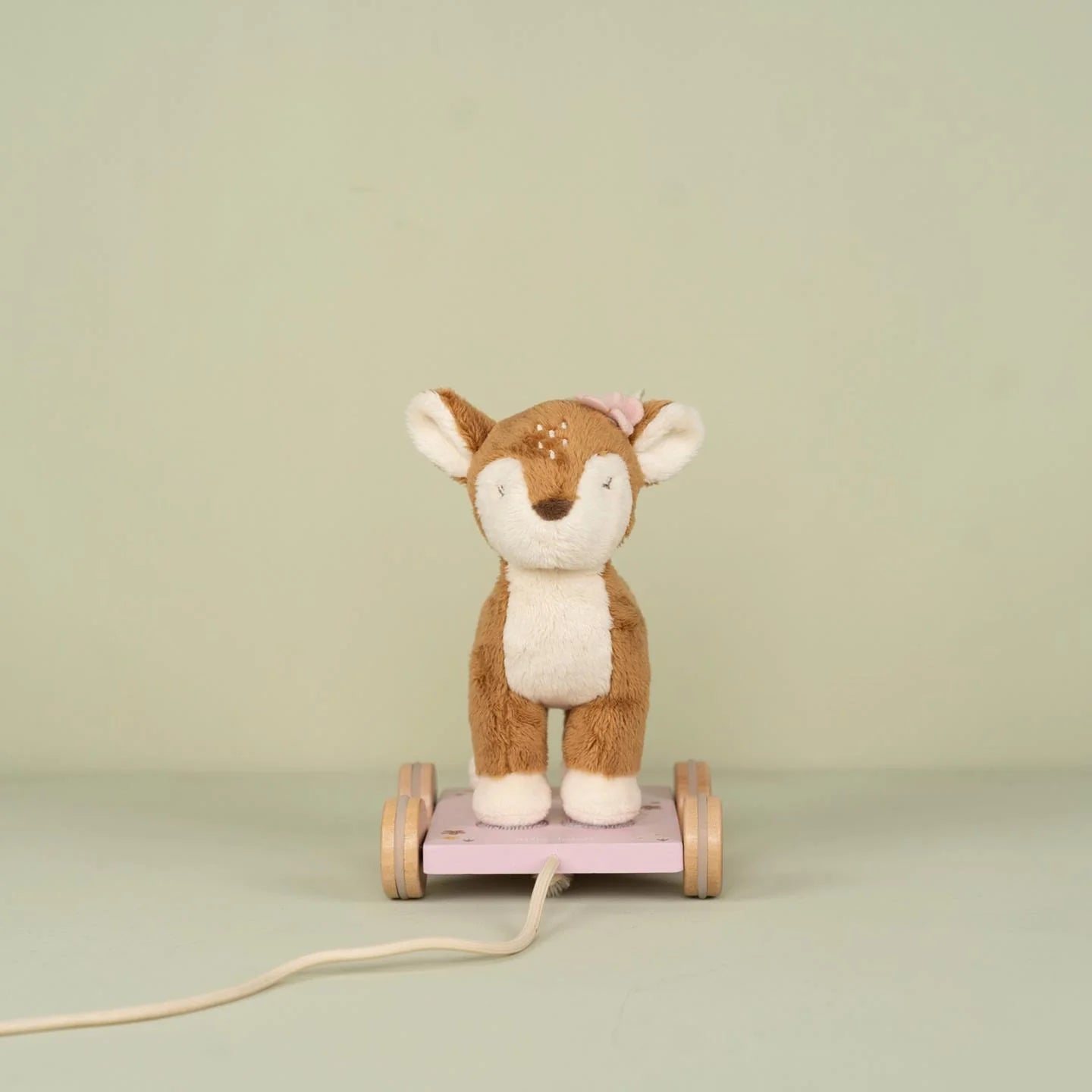 Little Dutch Pull-along Deer