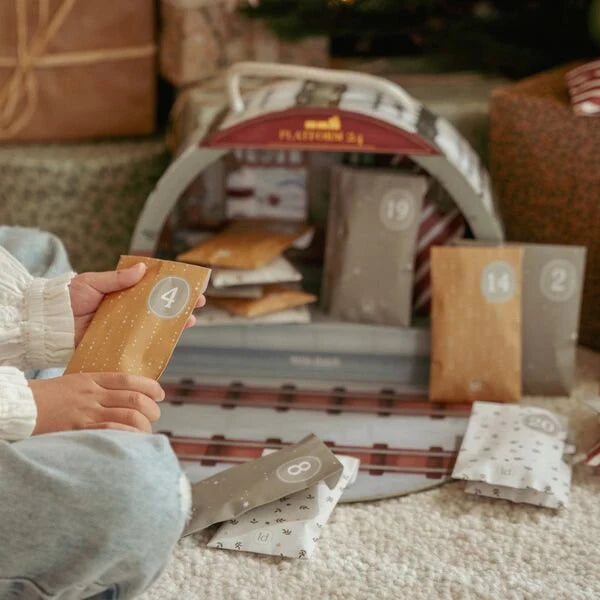 LITTLE DUTCH | ADVENT CALENDAR TRAIN TRACK