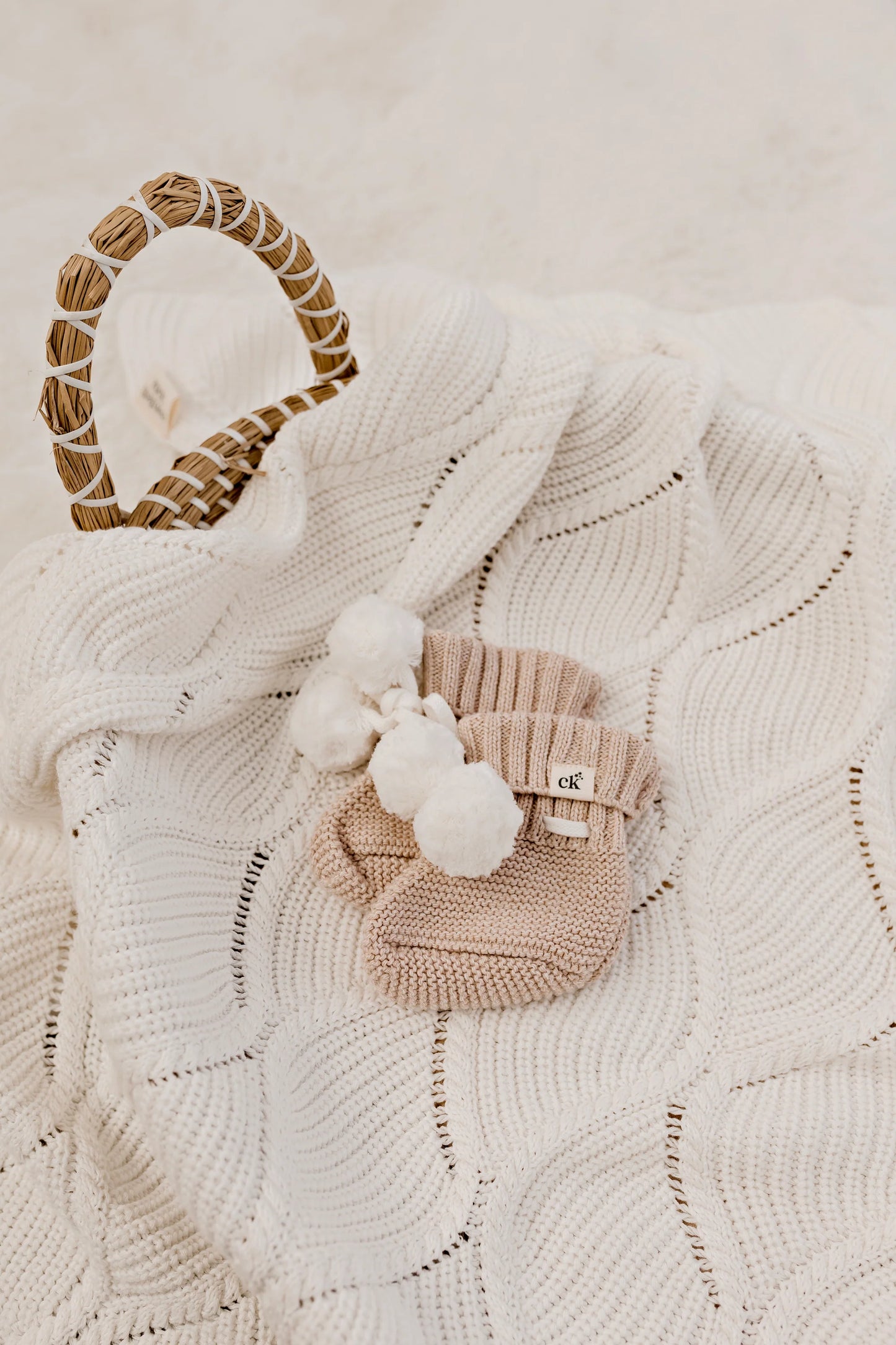 CONFETTI KIDZ KEEPSAKE KNIT BLANKET | MILK
