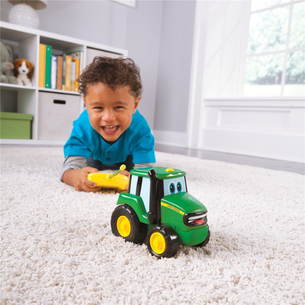 John Deere RC Johnny Tractor