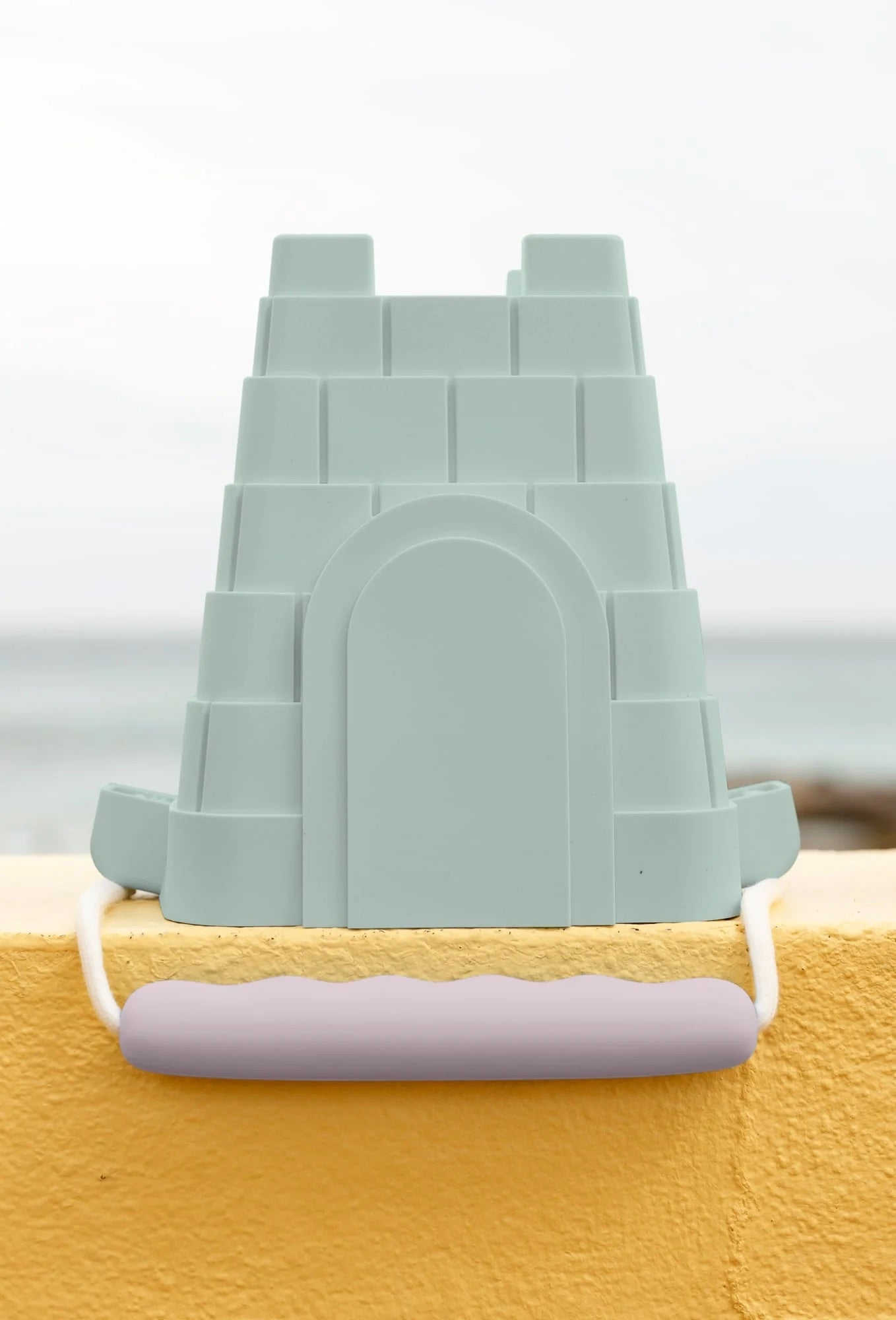 Coast Kids Castle Beach Bucket