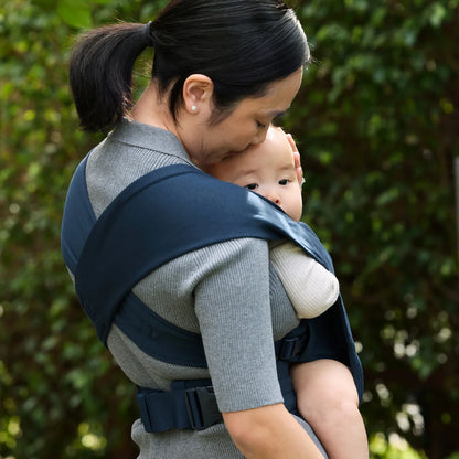 ERGOBABY EMBRACE NEWBORN BABY CARRIER | MIDNIGHT BLUE