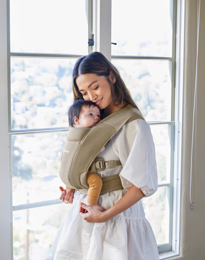 ERGOBABY EMBRACE NEWBORN BABY CARRIER | SOFT OLIVE