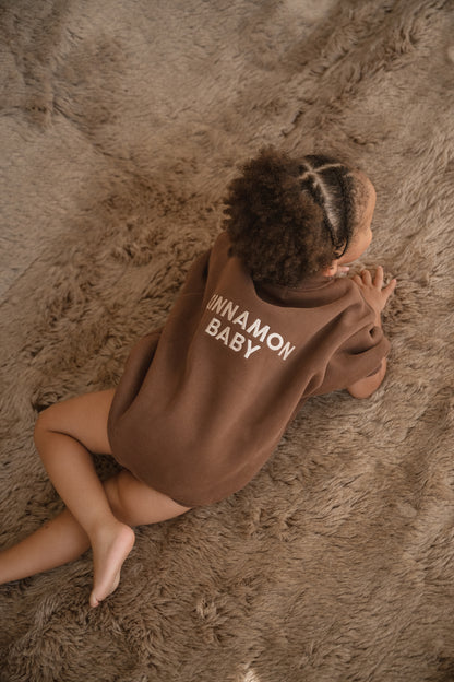 CINNAMON BABY LOGO ROMPER - CHOCOLATE
