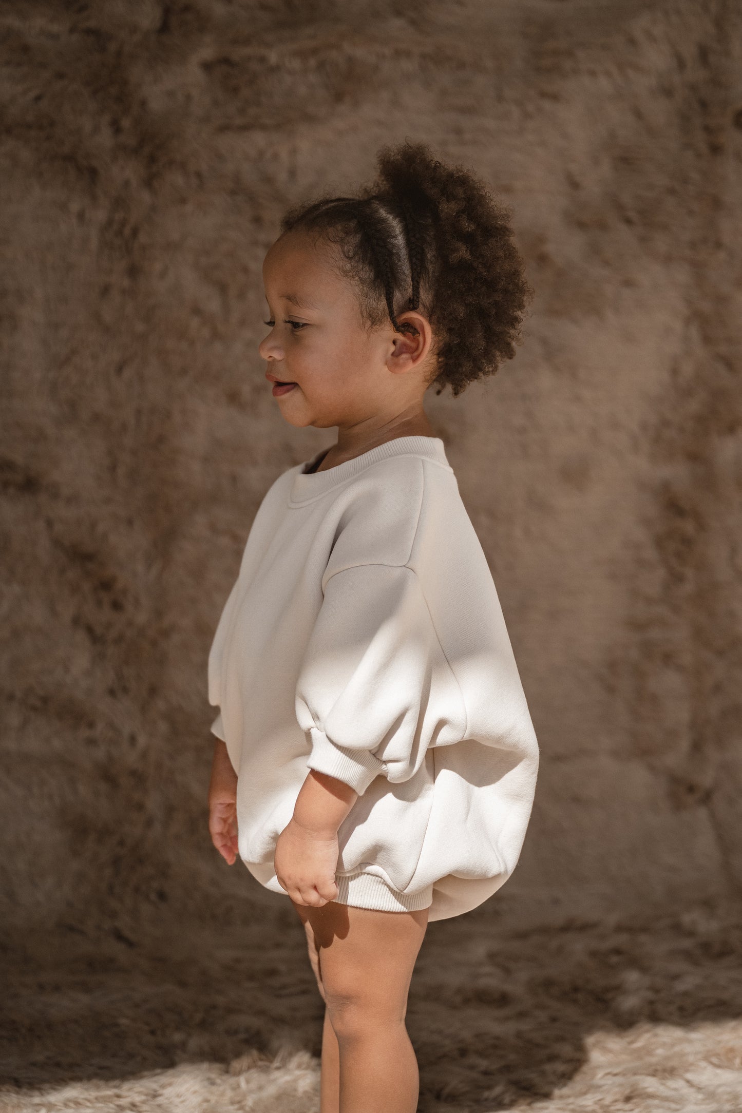 CINNAMON BABY LOGO ROMPER - CREAM