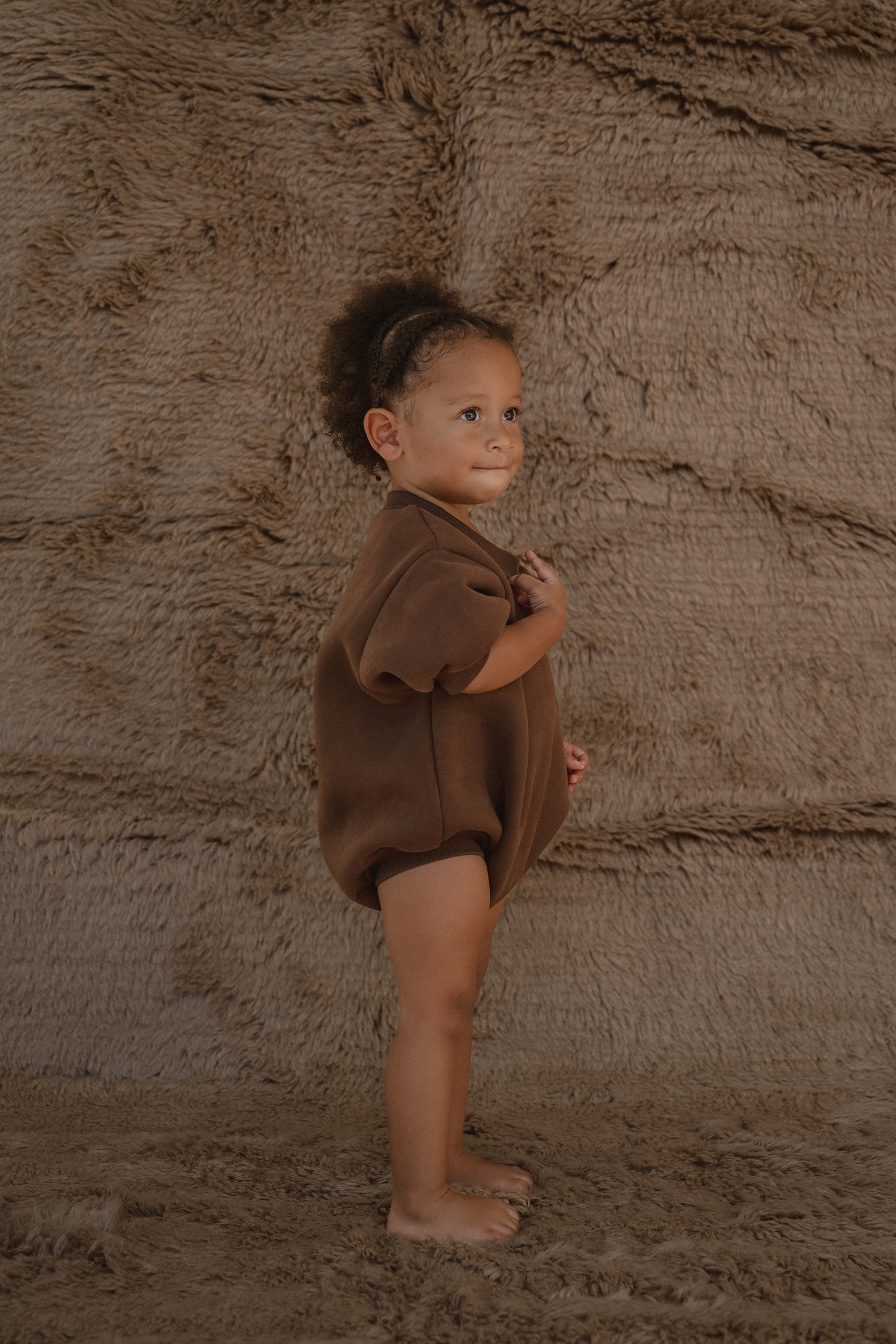 CINNAMON BABY LOGO ROMPER - CHOCOLATE