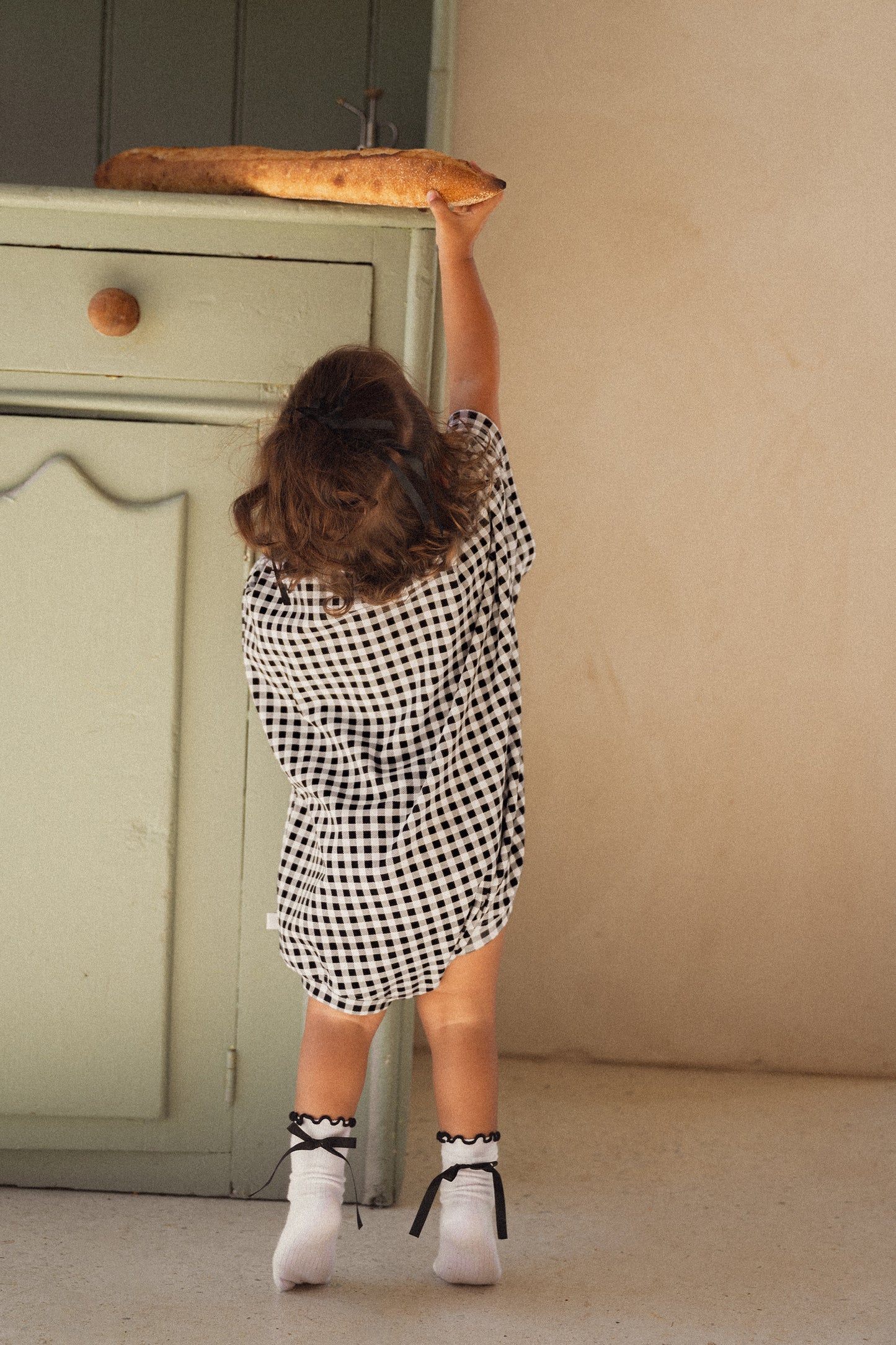 CINNAMON BABY TSHIRT ROMPER | BLACK GINGHAM