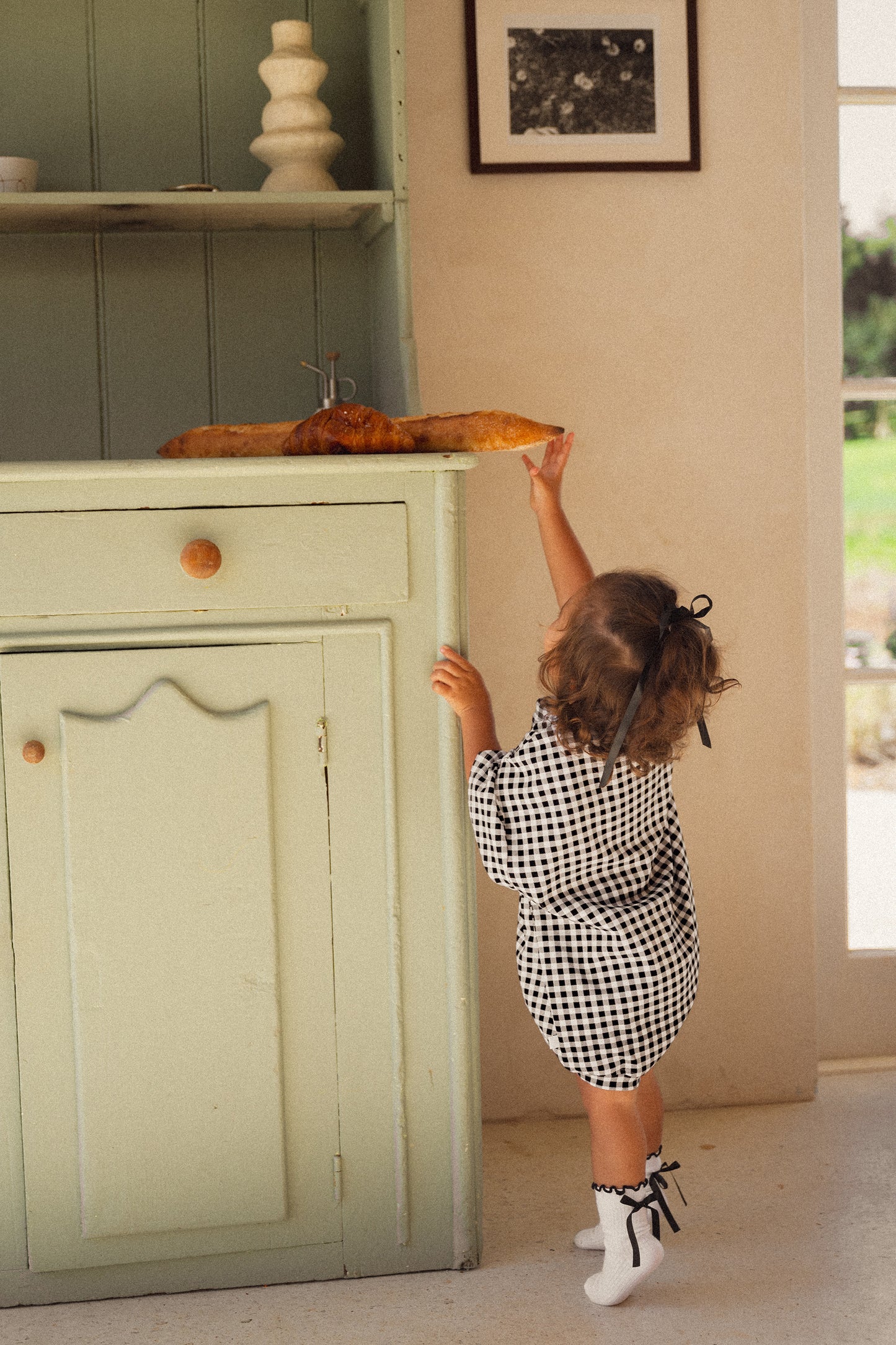 CINNAMON BABY TSHIRT ROMPER | BLACK GINGHAM