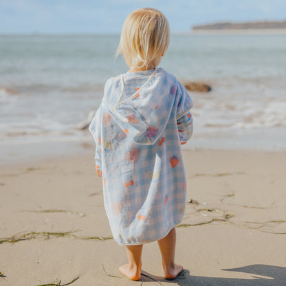 CRYWOLF HOODED TOWEL | LUCKY PICNIC