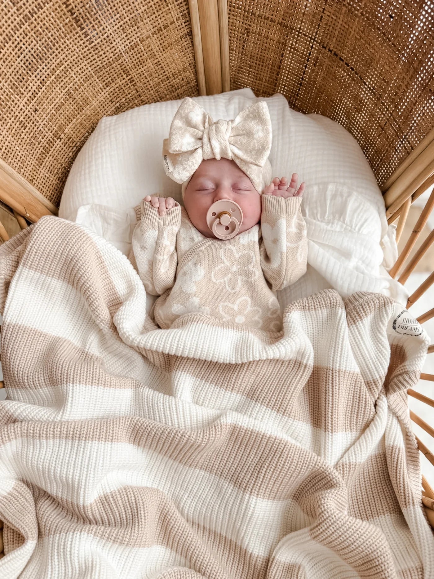 INDIGO DREAMS | CHUNKY STRIPE KNIT BLANKET | OAT