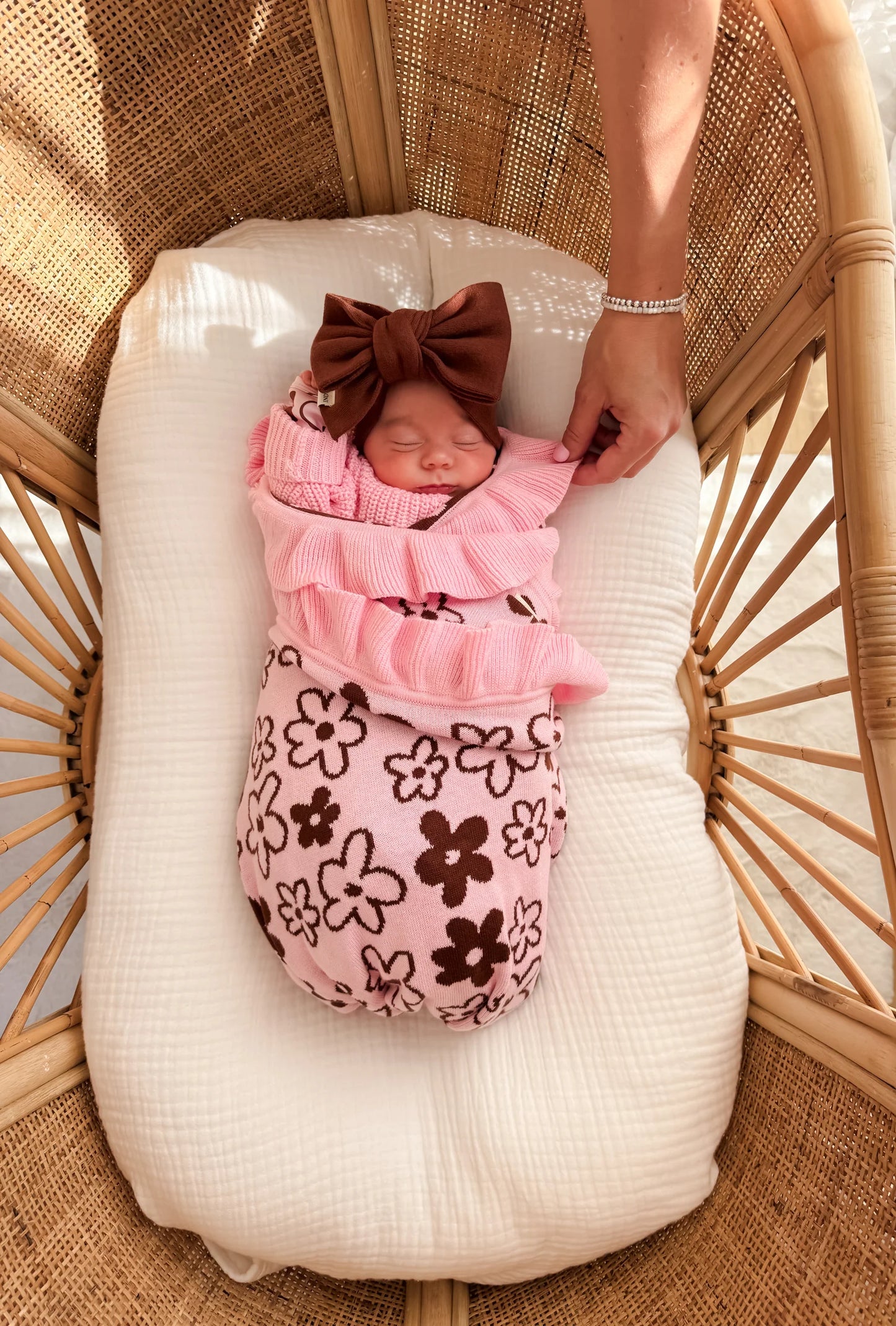 INDIGO DREAMS | KNIT BLANKET | ROMY FRILL REVERSIBLE COCOA AND BLOSSOM