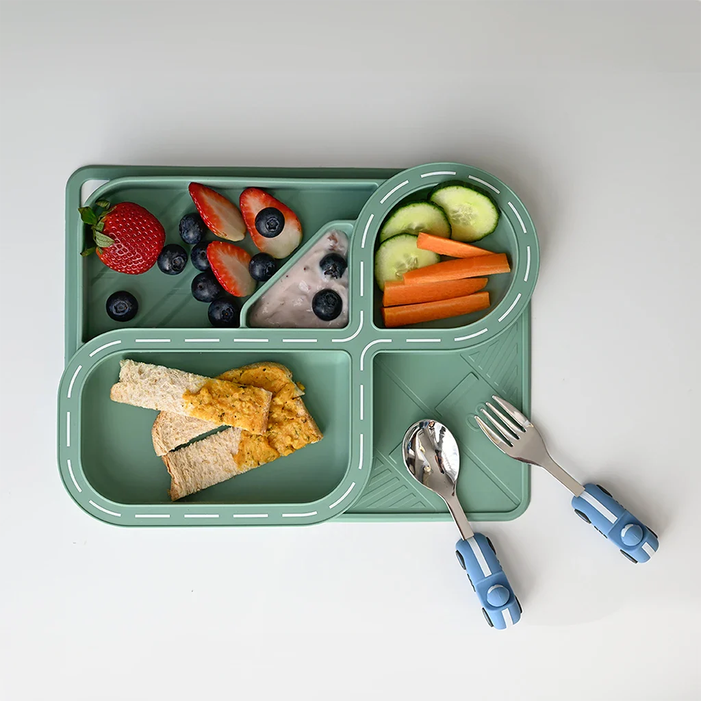 ZOOLI SILICONE DINNERWARE SET - SAGE GREEN RACETRACK