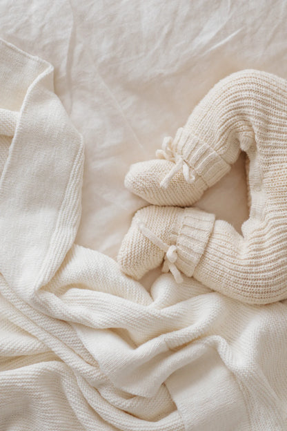 BLOSSOM AND PEAR KNIT BOOTIES | HONEY