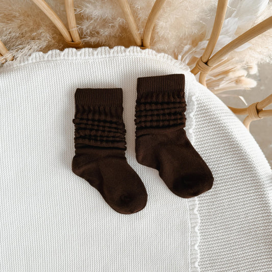 BLOSSOM AND PEAR SCRUNCH SOCKS | ESPRESSO