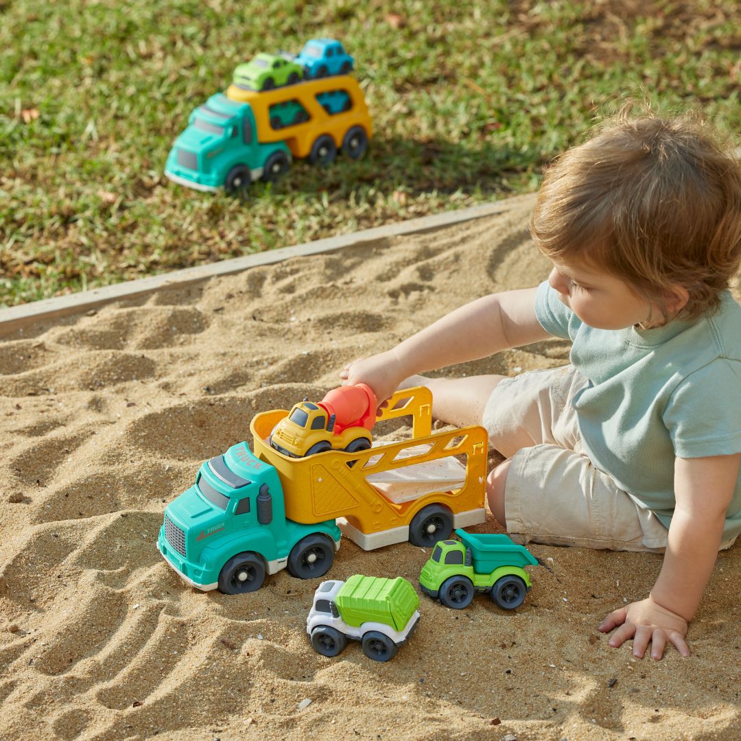 JIGGLE AND GIGGLE BIOPLASTIC VEHICLE CARRIER | CARS