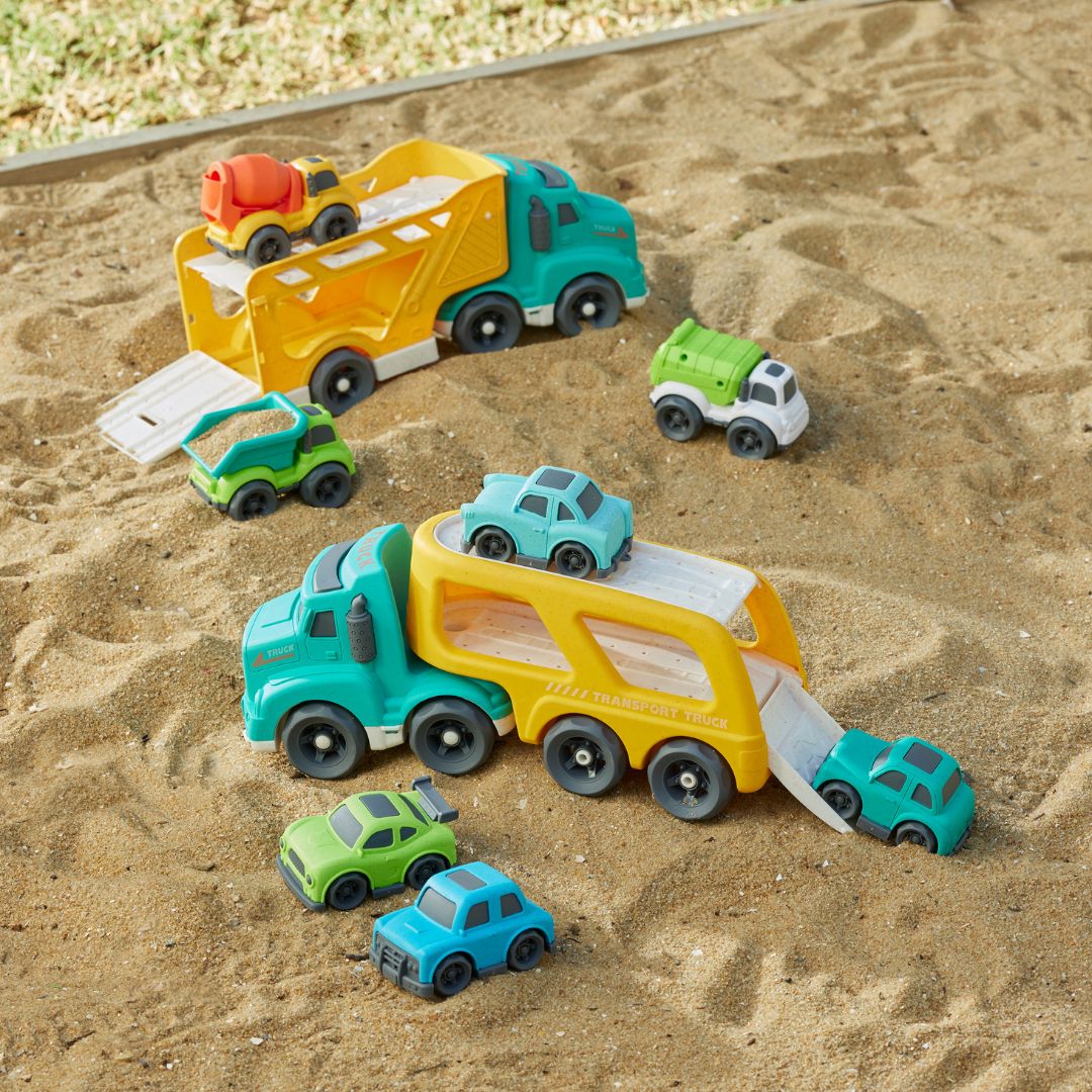 JIGGLE AND GIGGLE BIOPLASTIC VEHICLE CARRIER | CARS