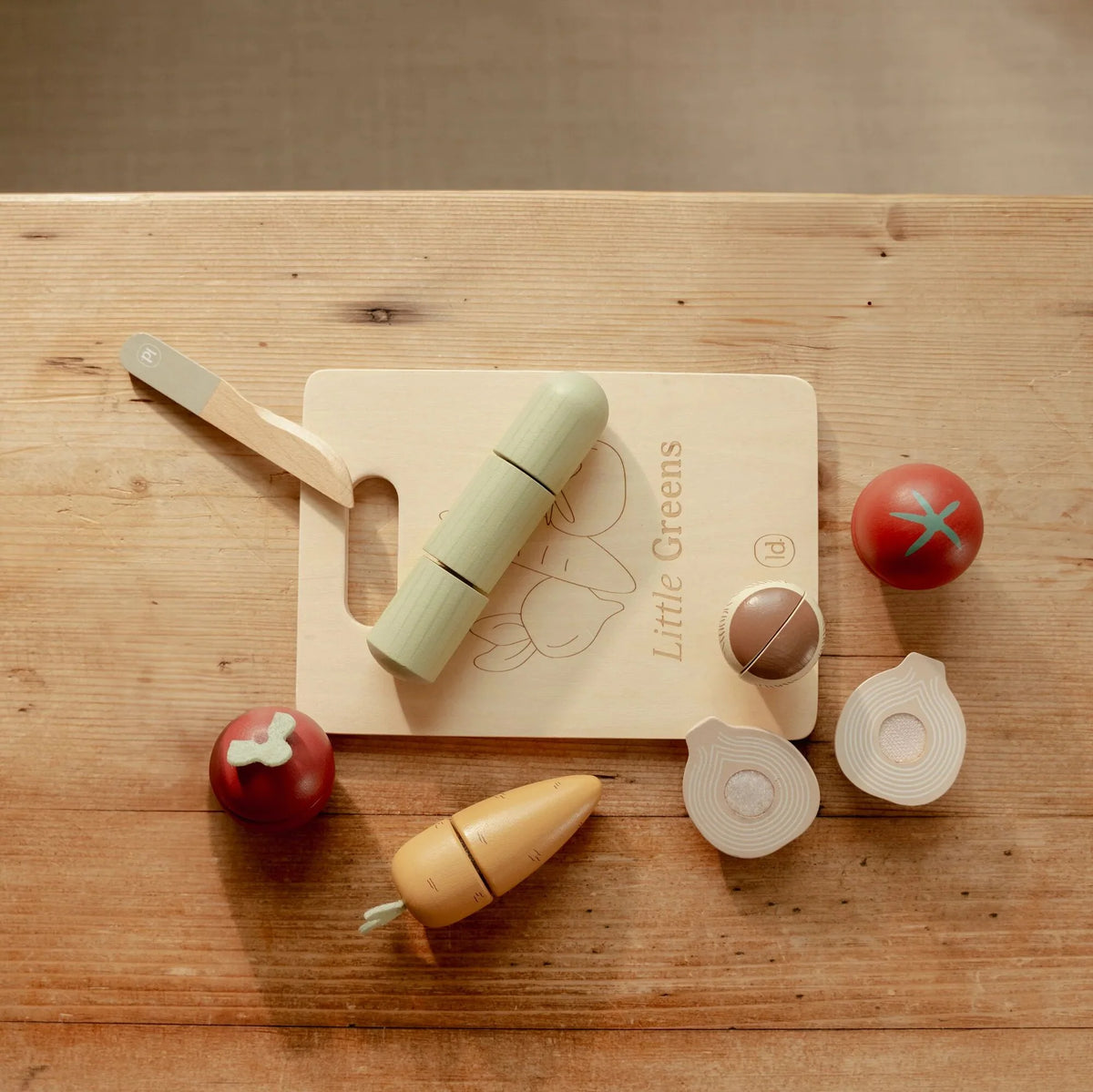 LITTLE DUTCH | WOODEN CUTTING VEGETABLES