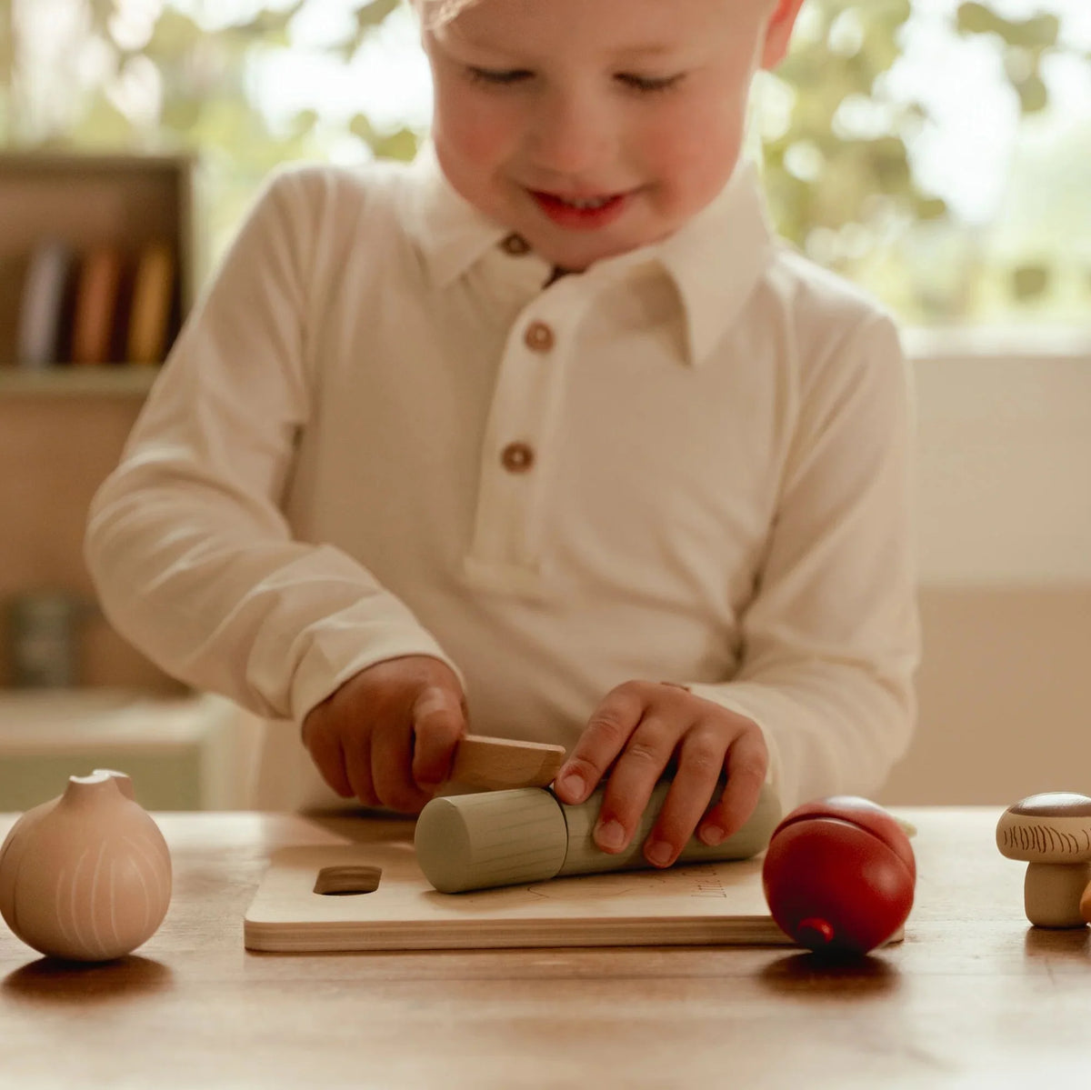 LITTLE DUTCH | WOODEN CUTTING VEGETABLES