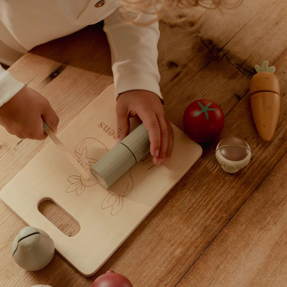 LITTLE DUTCH | WOODEN CUTTING VEGETABLES