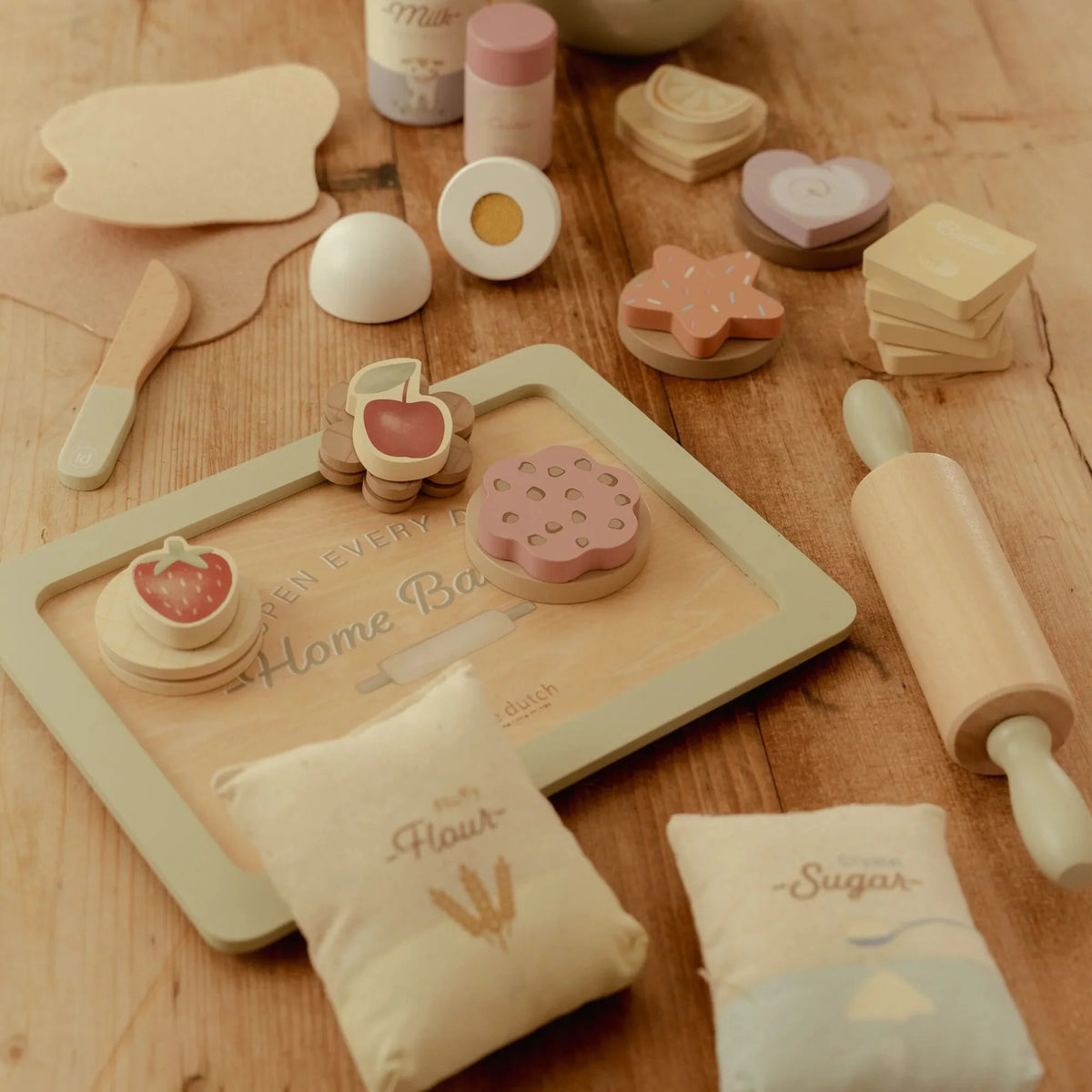 LITTLE DUTCH | WOODEN BAKING SET