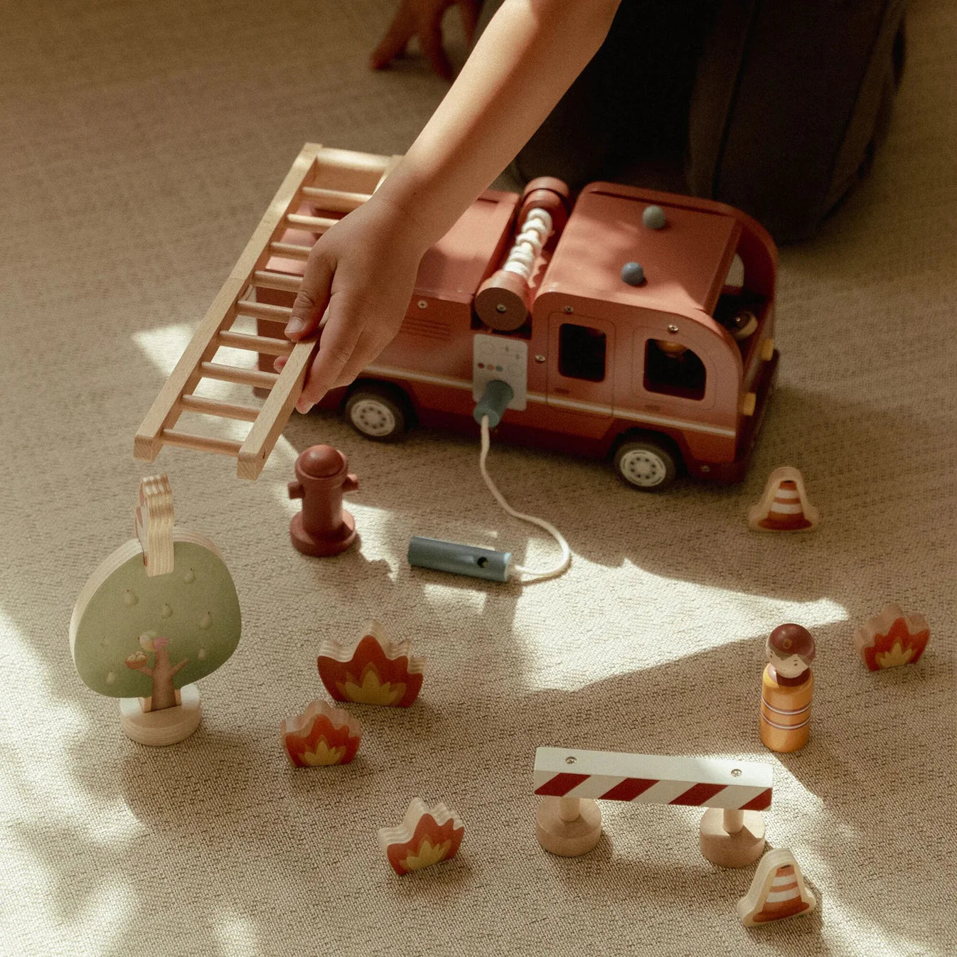 LITTLE DUTCH WOODEN FIRE TRUCK SET