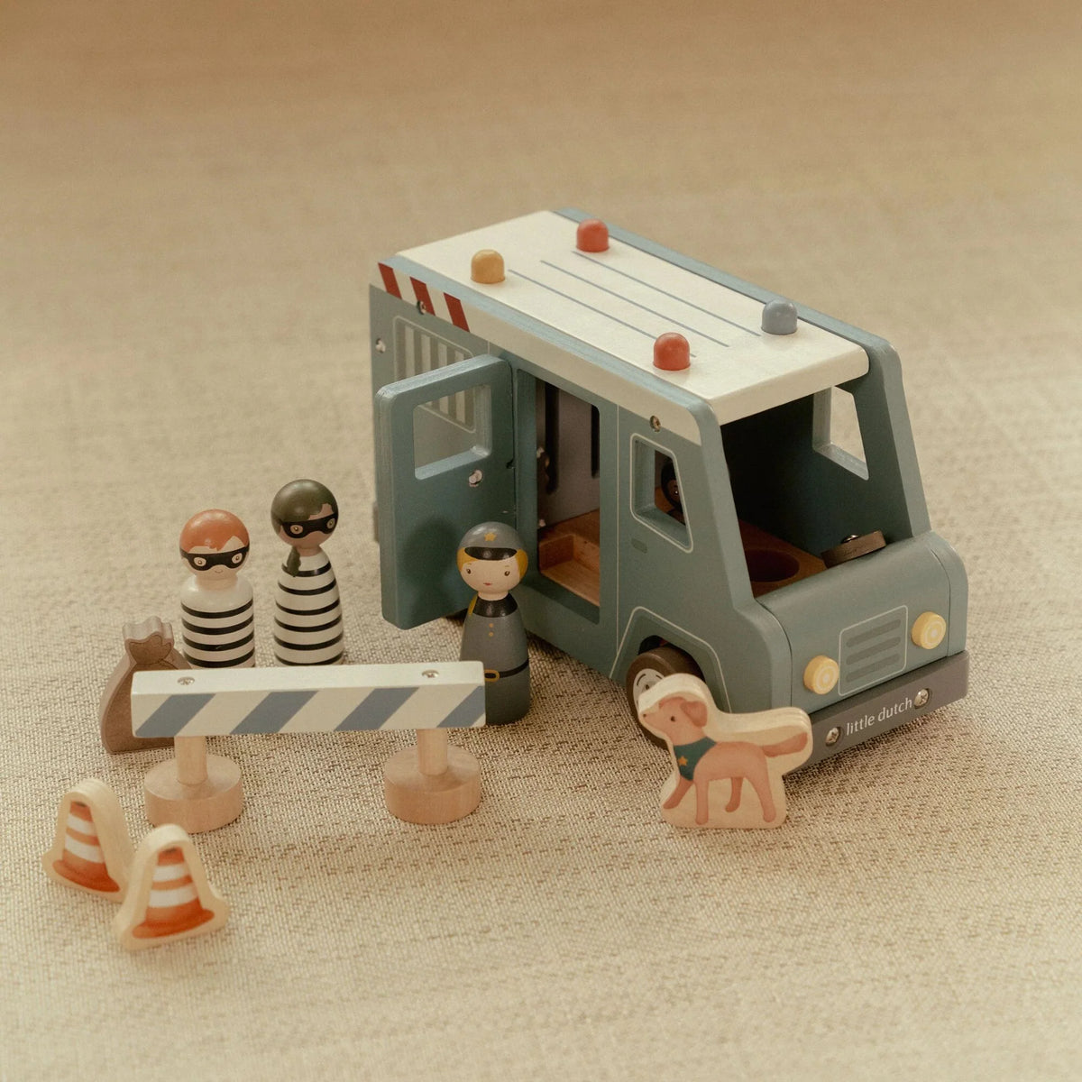 LITTLE DUTCH | WOODEN POLICE VAN