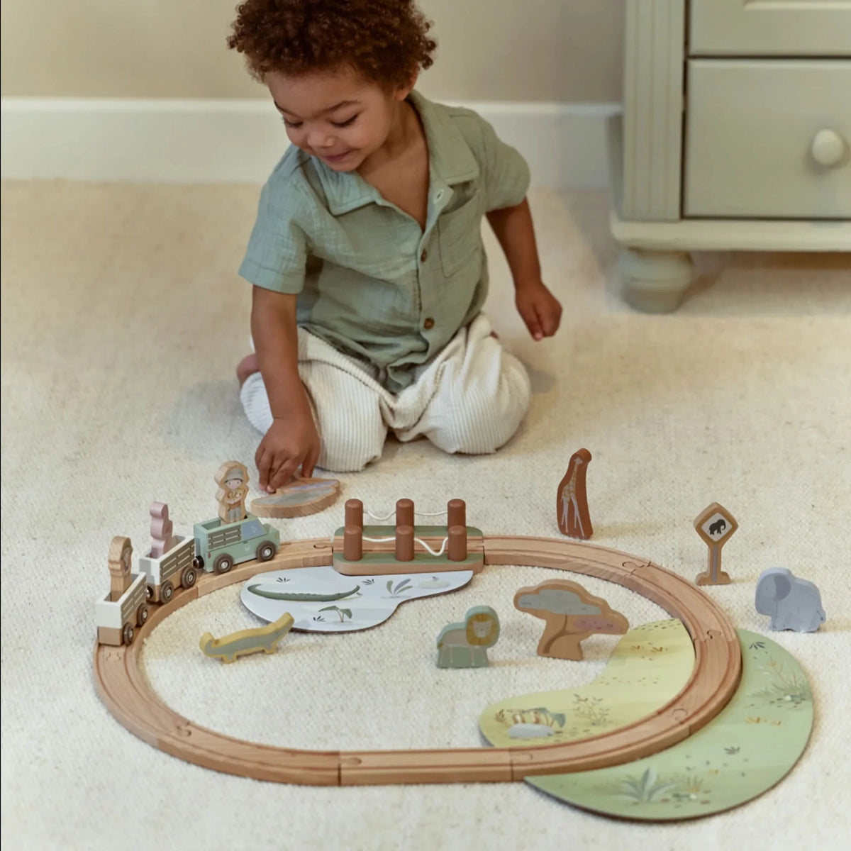 LITTLE DUTCH | WOODEN TRAIN SET