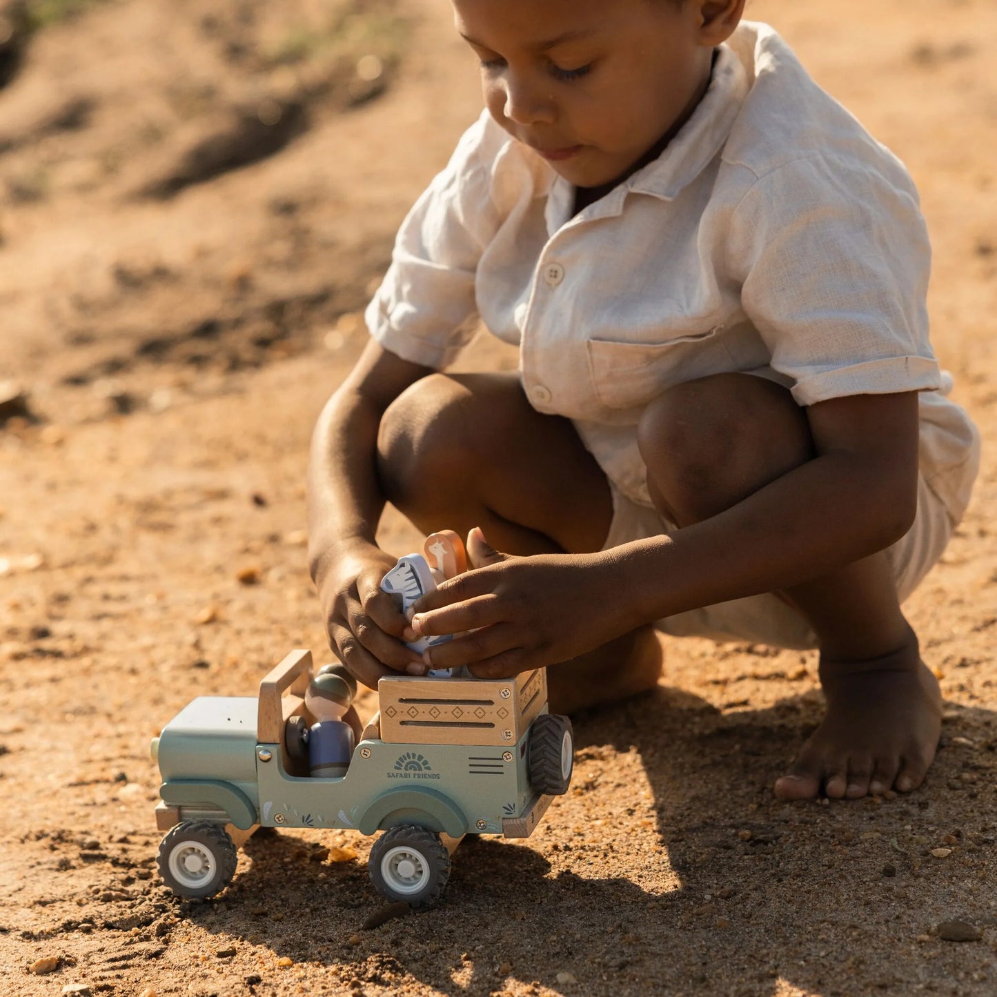 LITTLE DUTCH | WOODEN SAFARI CAR WITH ANIMALS