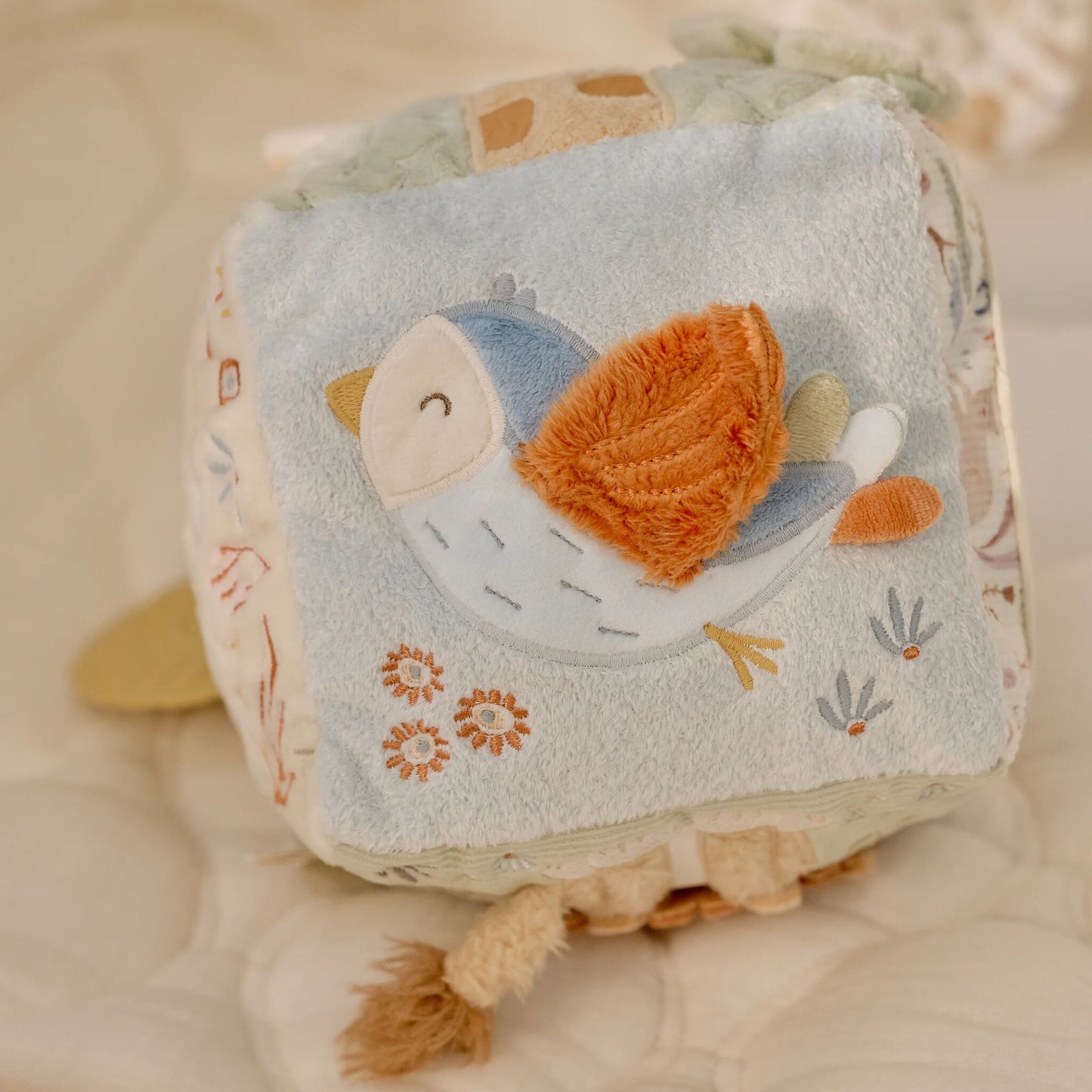 LITTLE DUTCH SOFT ACTIVITY CUBE | SAFARI FRIENDS