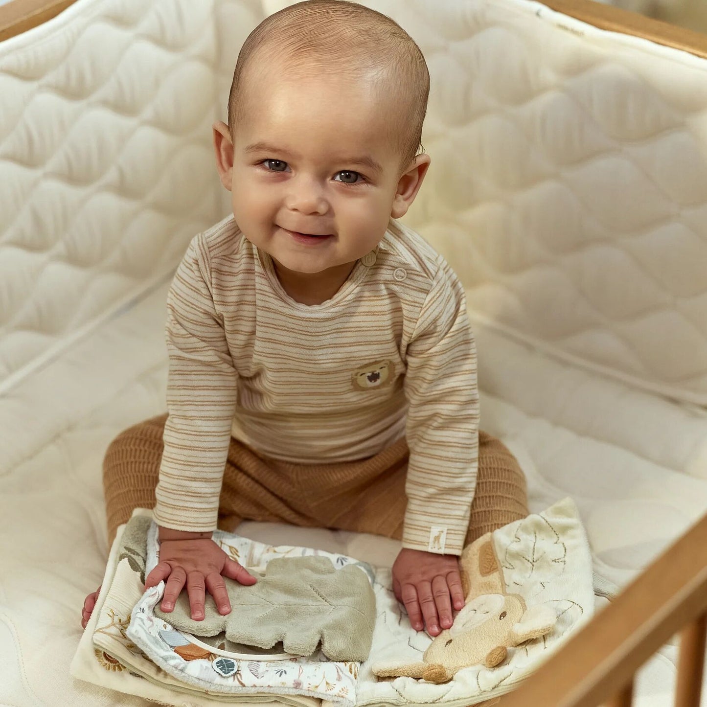 LITTLE DUTCH SOFT PRAM ACTIVITY BOOK | SAFARI