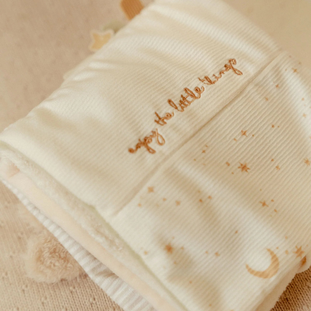 LITTLE DUTCH SOFT PLUSH ACTIVITY BOOK | NEWBORN NEUTRALS