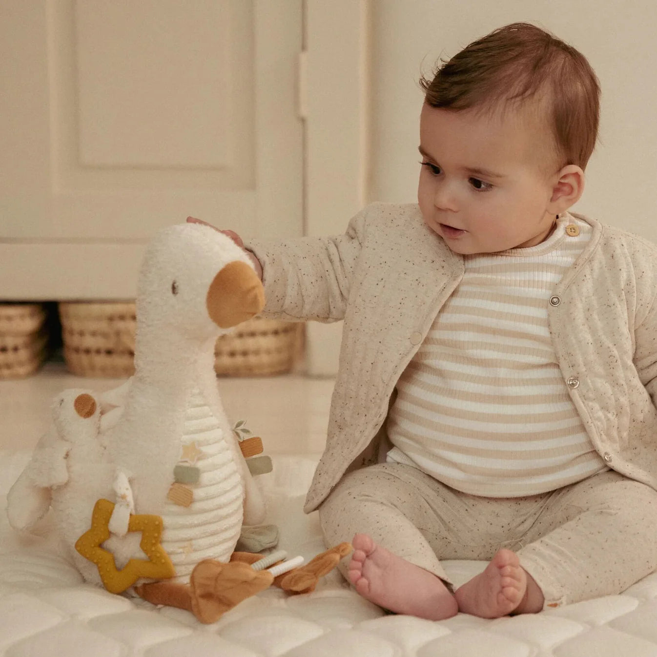 LITTLE DUTCH ACTIVITY BABY GOOSE