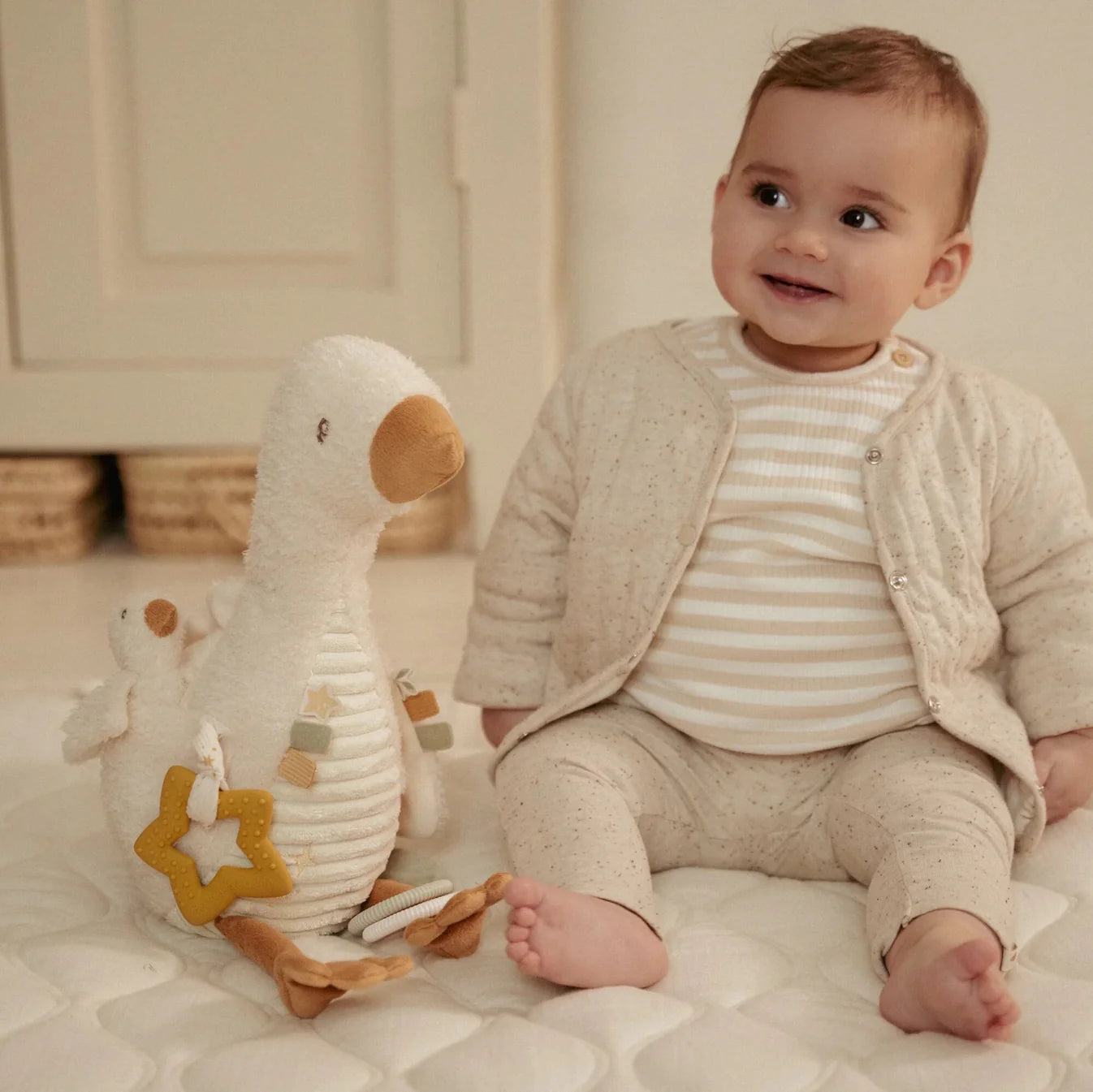 LITTLE DUTCH ACTIVITY BABY GOOSE