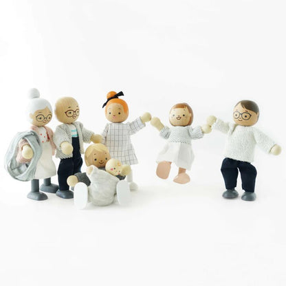 LE TOY VAN DOLLS HOUSE FAMILY