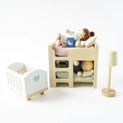 LE TOY VAN DOLLS HOUSE FAMILY