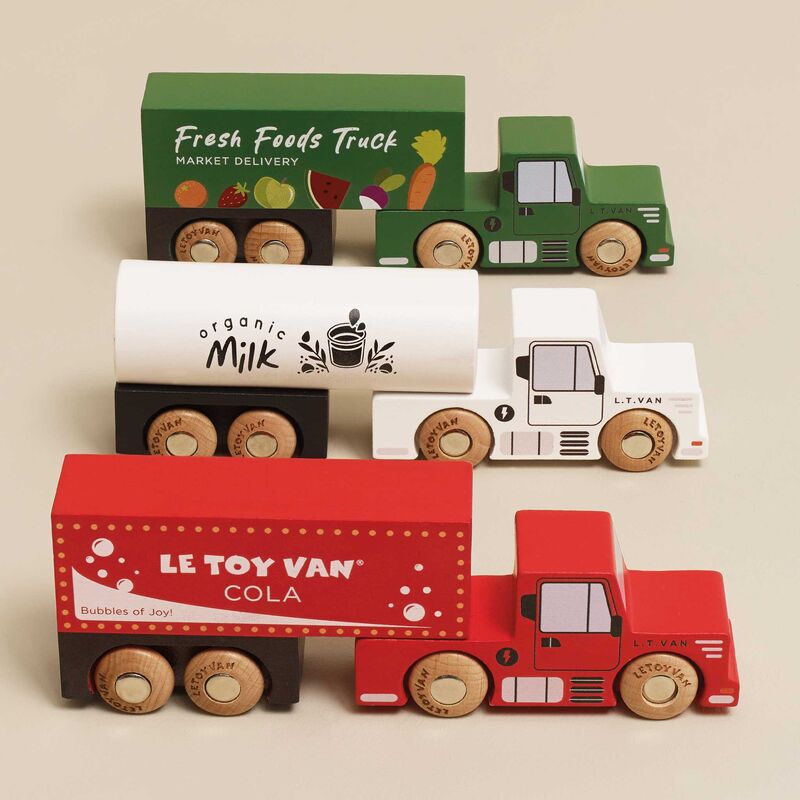 LE TOY VAN WOODEN TOY TRUCK SET