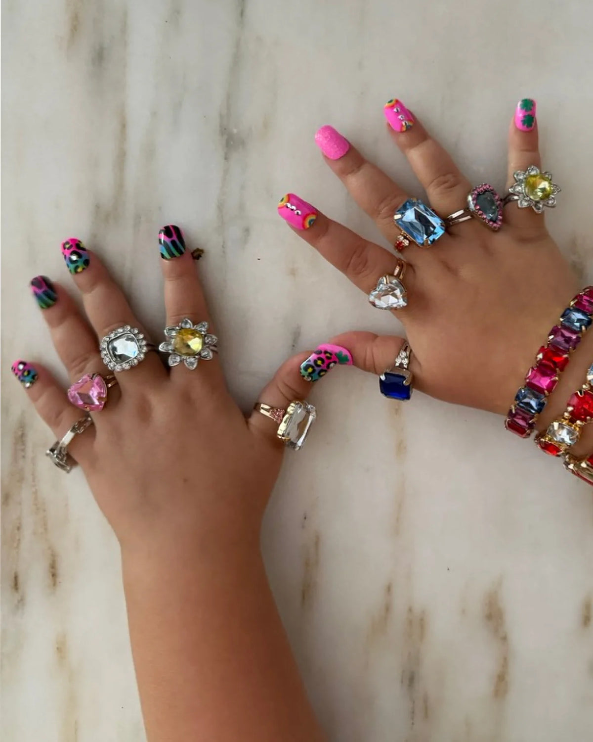 SUPER SMALLS | STICK ON NAILS | DAYS OF THE WEEK