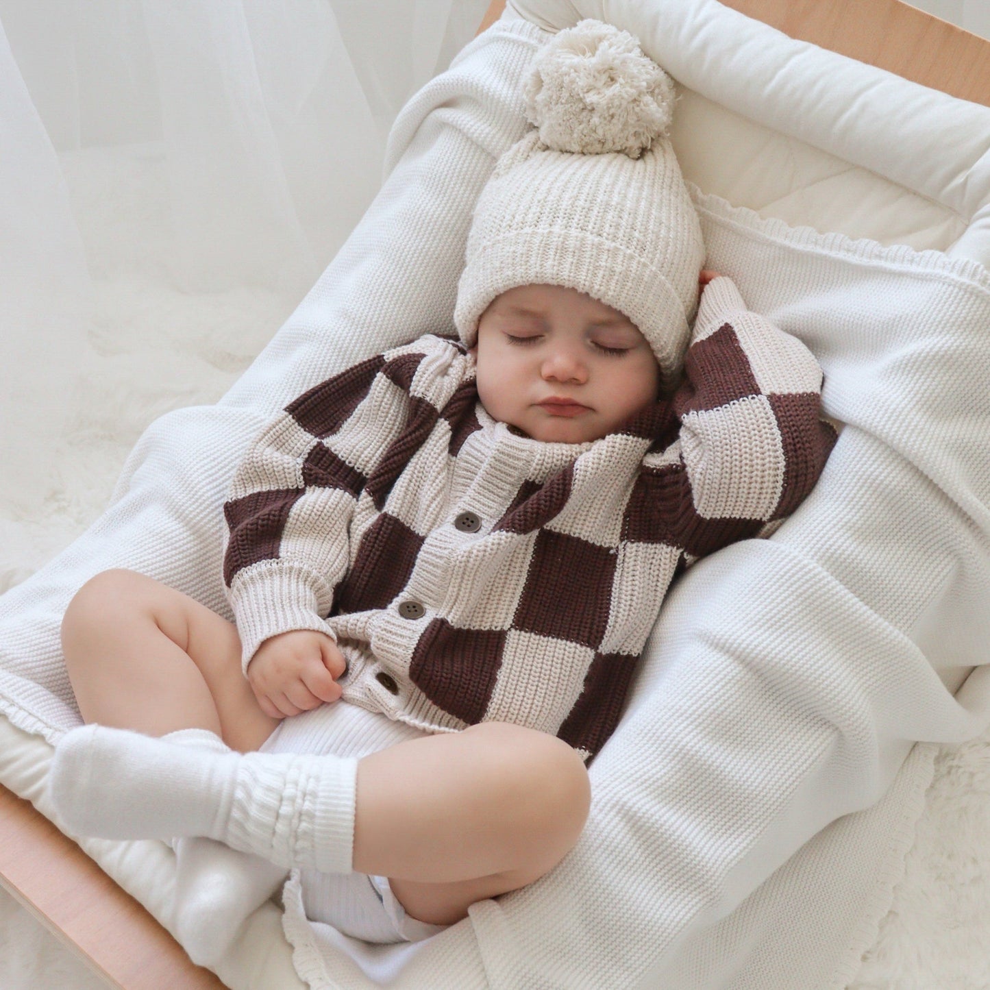 BLOSSOM AND PEAR  KNIT CARDIGAN | CHECKERED