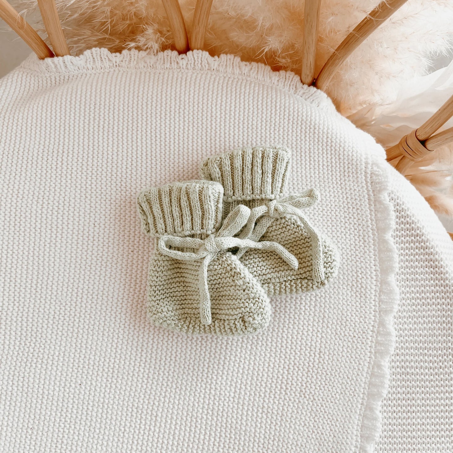 BLOSSOM AND PEAR KNIT BOOTIES | PEAR